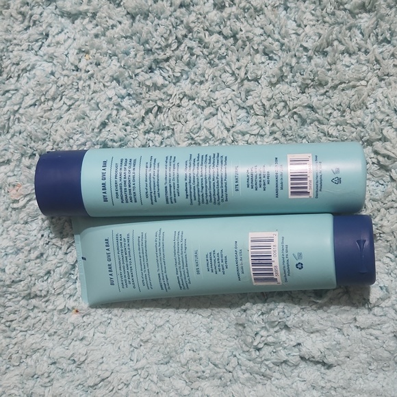 New Hand In Hand Body Wash and Lotion - Picture 2 of 2